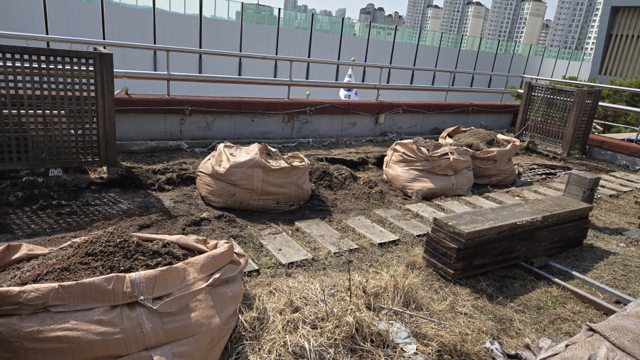 1949055918_nJMShU4B_a39b58423759aa7642b4ee212c5a26feef5d9458.jpg 이미지크게보기